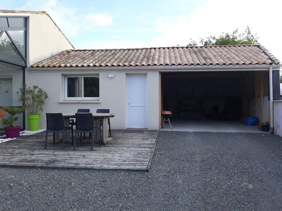 Saint-Porchaire Maison De 4 Personnes מראה חיצוני תמונה